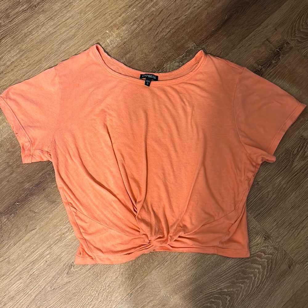 Coral crop top express